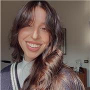 Maturata al Liceo classico, laureata in psicologia. Erasmus a Lisbona. Offro ripetizioni di inglese